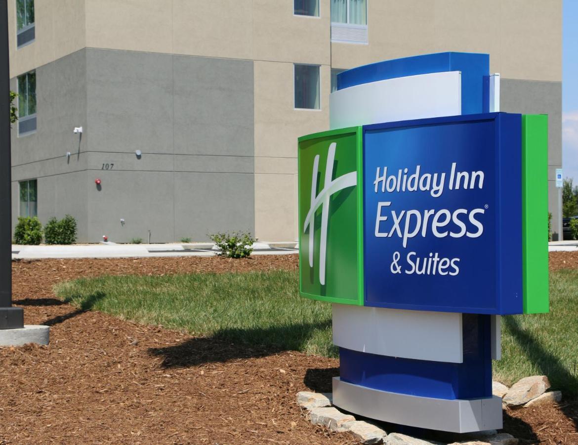 Holiday Inn Express & Suites - Hendersonville Se - Flat Rock By Ihg Екстериор снимка