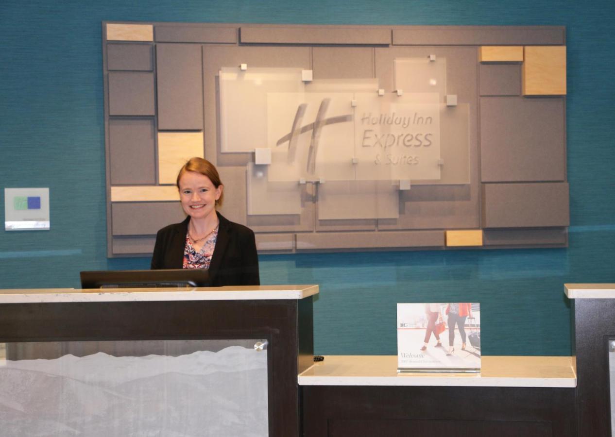 Holiday Inn Express & Suites - Hendersonville Se - Flat Rock By Ihg Екстериор снимка